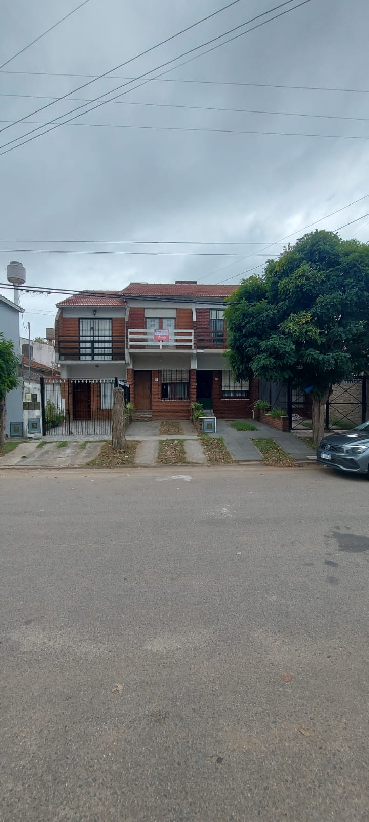 TRIPLEX EN EL CENTRO