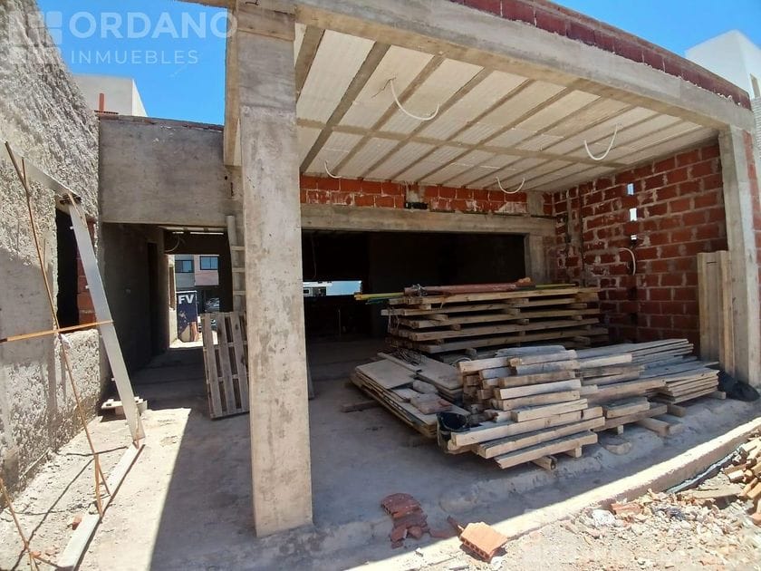 Construcción B1