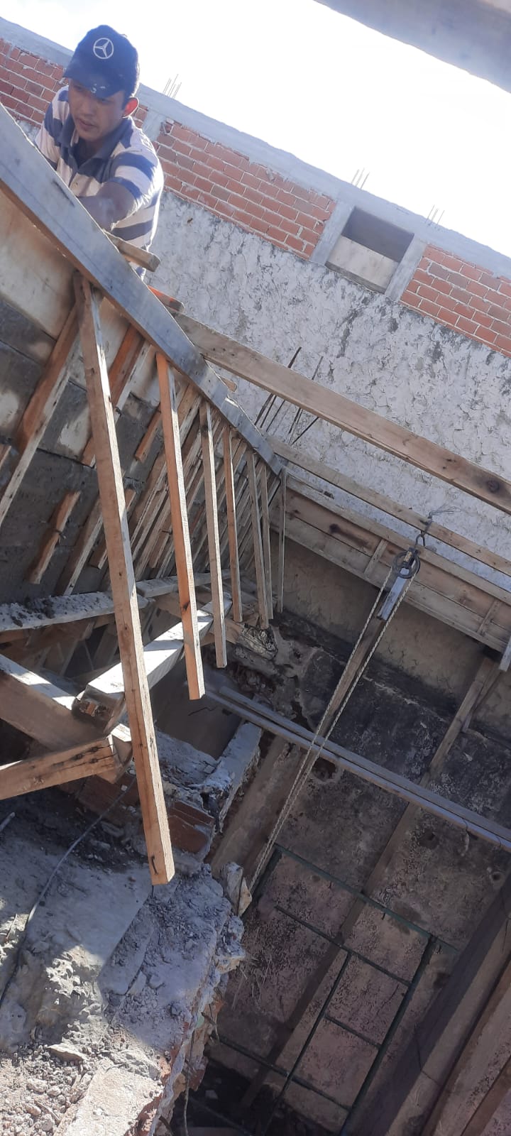 Construcción B17