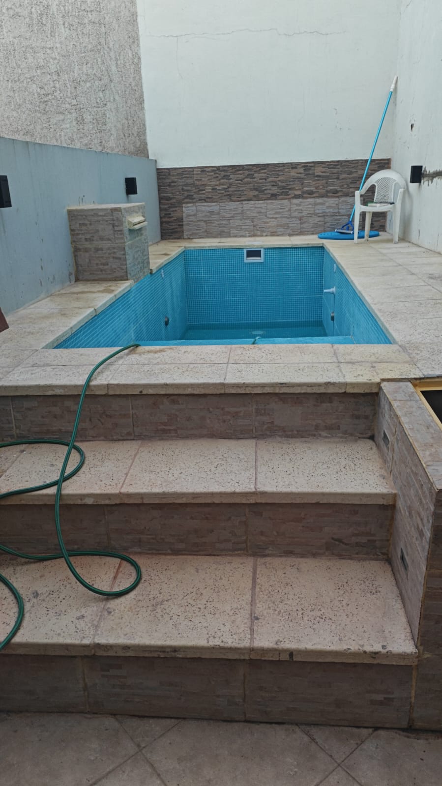 Piscina B16